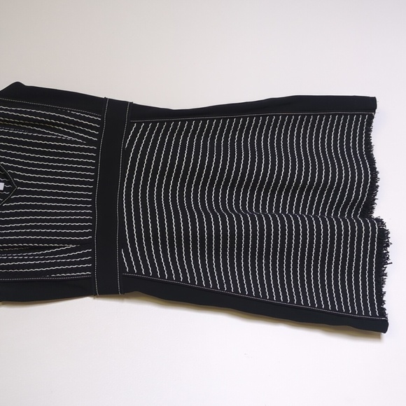 Derek Lam Black and White Striped Fringe Hem Woven Edgy Mini Dress Size 2 - Picture 6 of 10